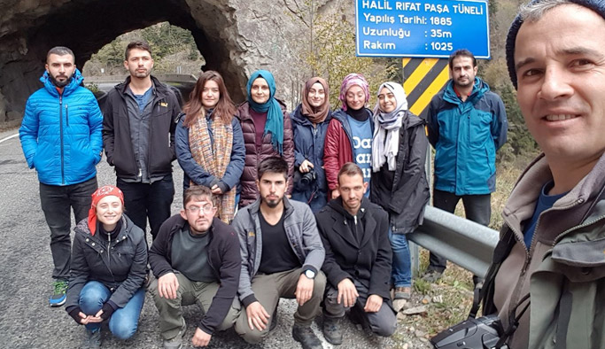 Meslek hayatı dağlarda geçiyor