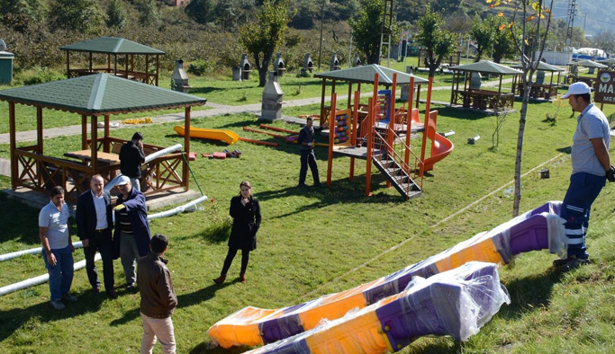 Manasur parka kavuştu