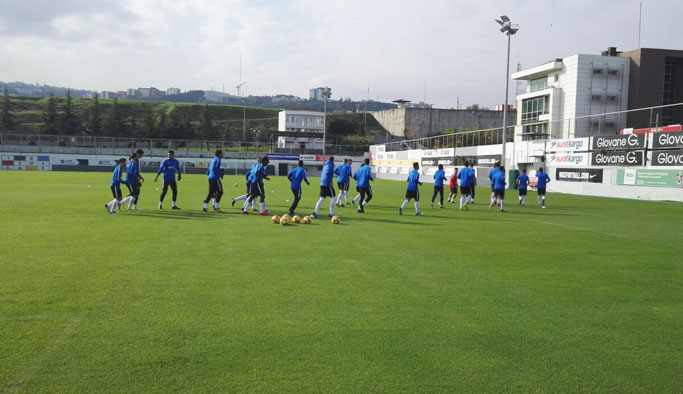 Trabzonspor antrenmanında alkış sesleri