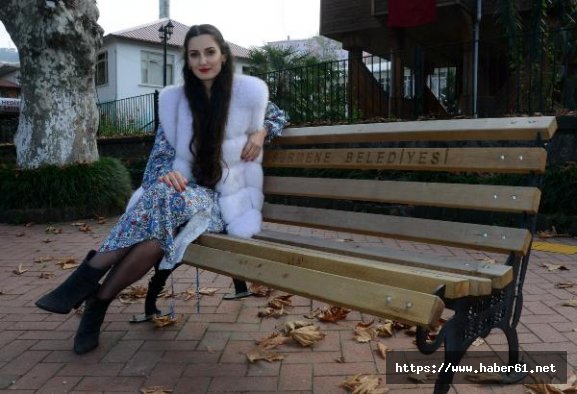 Kadın müzik öğretmeninin klipleri sosyal medyada ilgiyle izleniyor