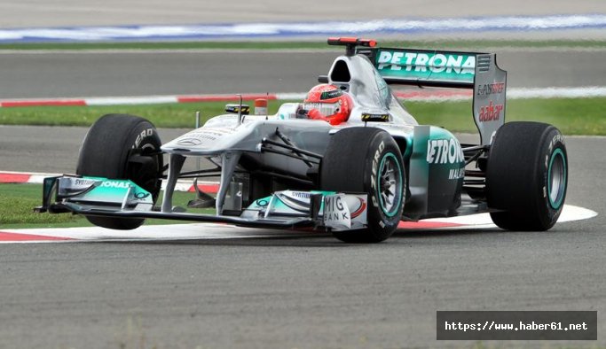 Efsane Schumacher'in aracı rekor fiyata satıldı