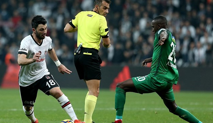 Beşiktaş'a Akhisar darbesi