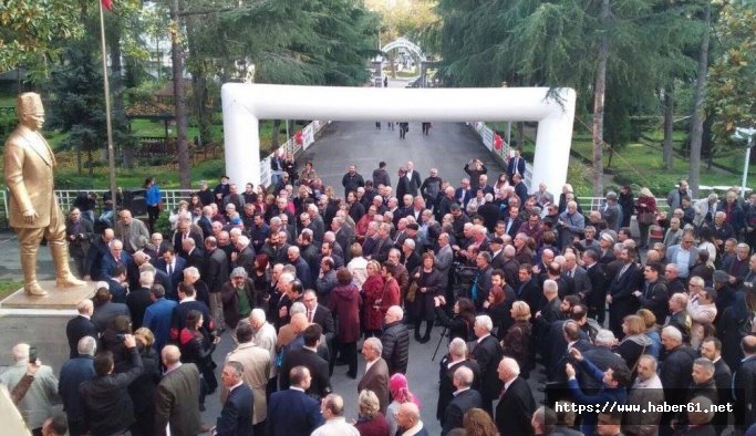 Trabzon Lisesi hangi anlayışın elinde?