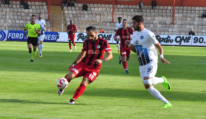 Adana Demirspor Gazişehir ile berabere