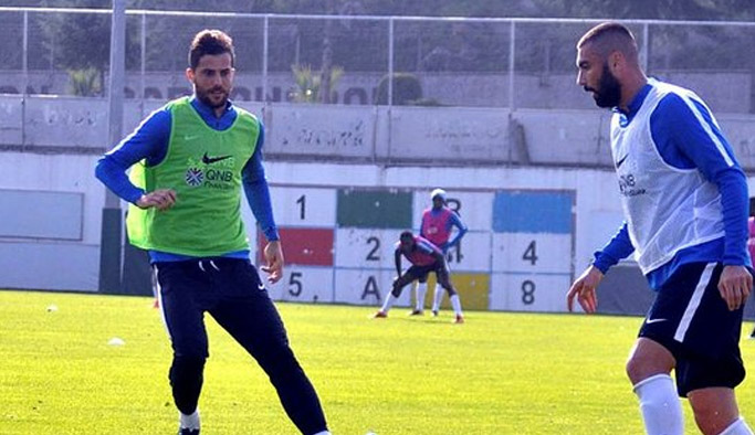 Osmanlıspor ile karşılaşacak olan Trabzonspor'da 3 kart sınırında.