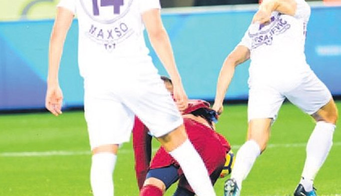 Trabzonspor'un iki penaltısı es geçildi!