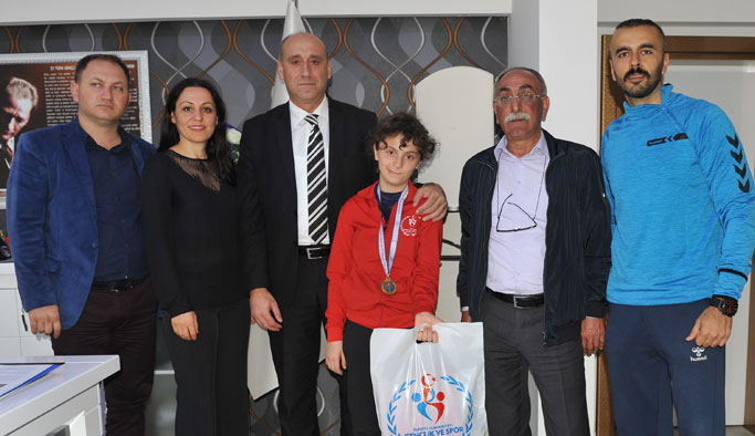 Trabzonlu sporcudan çok özel şampiyonluk