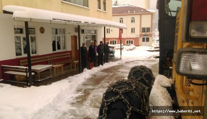 Trabzon'un yüksek kesimlerinde kar 35 cm'ye ulaştı