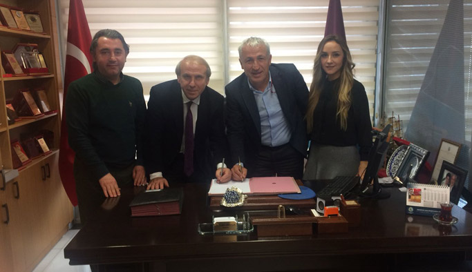 İmzalar atıldı: Hastaneler zinciri Trabzon basınına Desteğini sürdürüyor