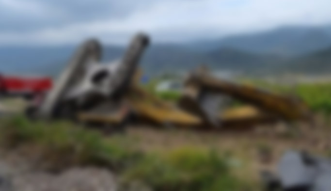 Yomra'da feci ölüm! İş makinesı devrildi...