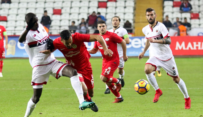 Antalya Gençlerbirliği ile berabere