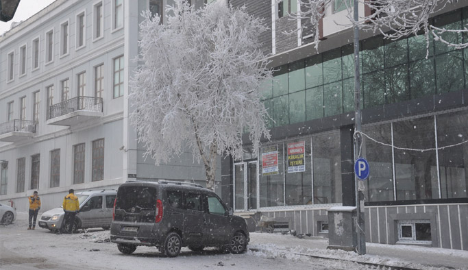Kars eksi 25’i gördü