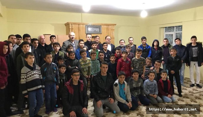 Başkan ve kaymakamdan kuran kursuna ziyaret