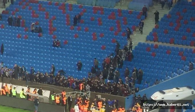 Maç sonu izdiham yaşandı