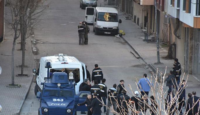 İstanbul alarma geçti! Araçta bomba yakalandı
