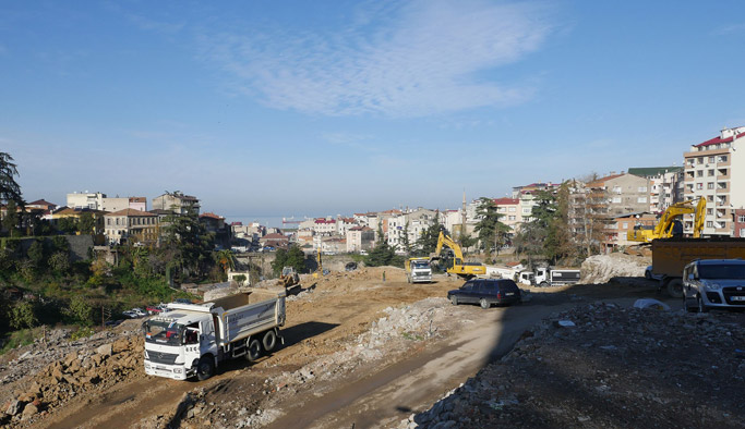 Trabzon'da tarihi meydan için çalışmalar başladı
