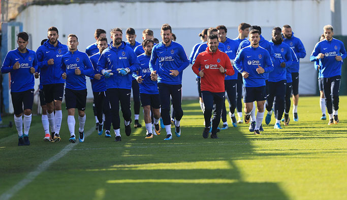 Trabzonspor'da 9 oyuncu sınırda