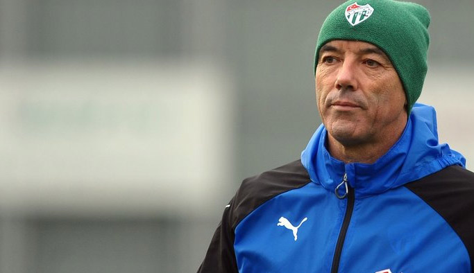 Le Guen: Trabzonspor ile sezon boyunca yarışacağız