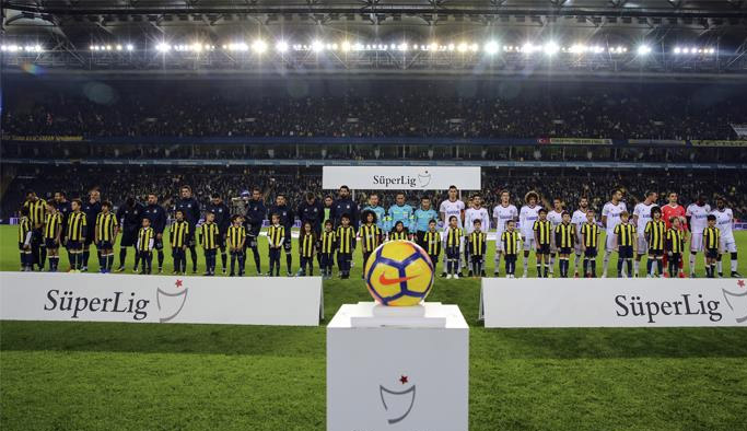 Karabükspor bekleneni yaptı! Fener kazandı