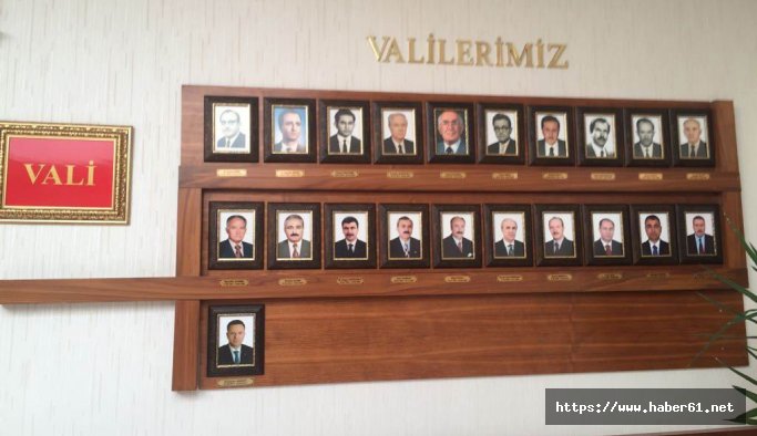 Tutuklu Vali Mutlu'nun fotoğrafı kaldırıldı