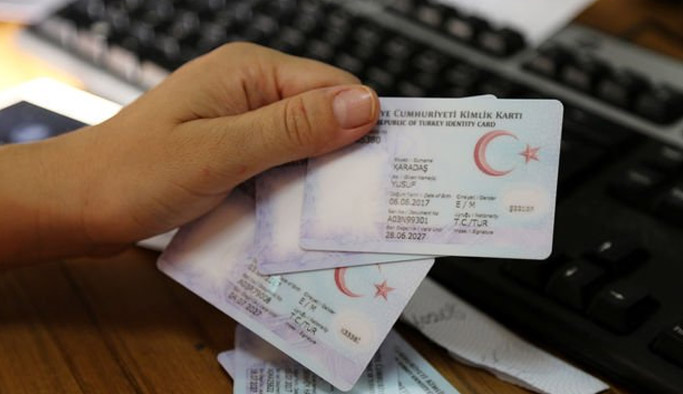 Yeni kimlikler için vatandaşa önemli uyarı