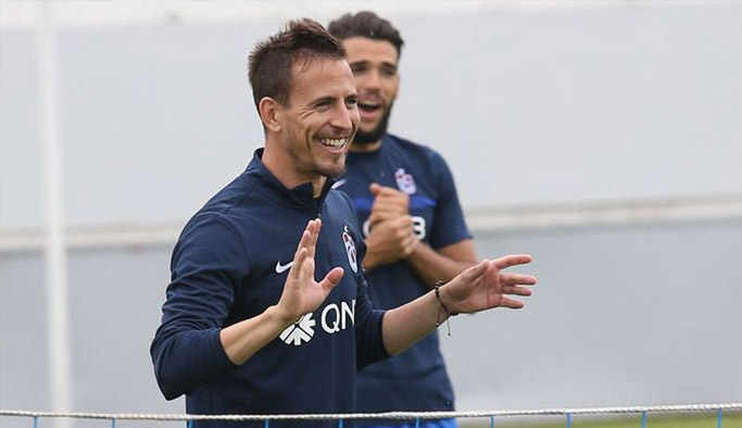 Pereira teklif bekliyor