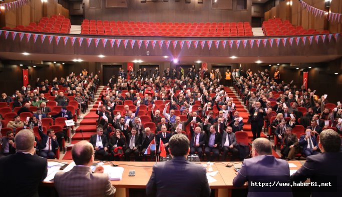 Trabzonspor Genel Kurulu'nda aidat tartışması!