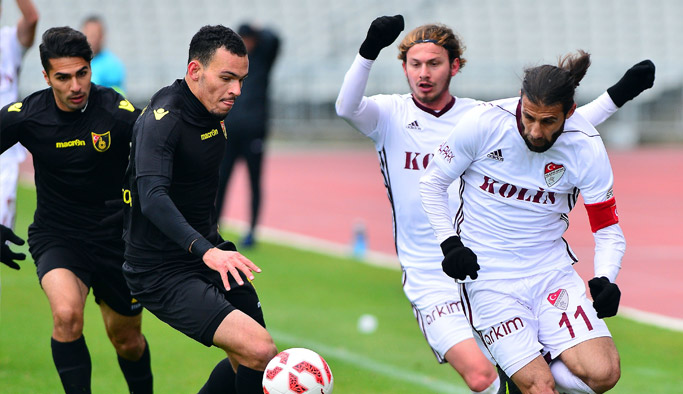 Elazığspor İstanbulspor'u devirdi