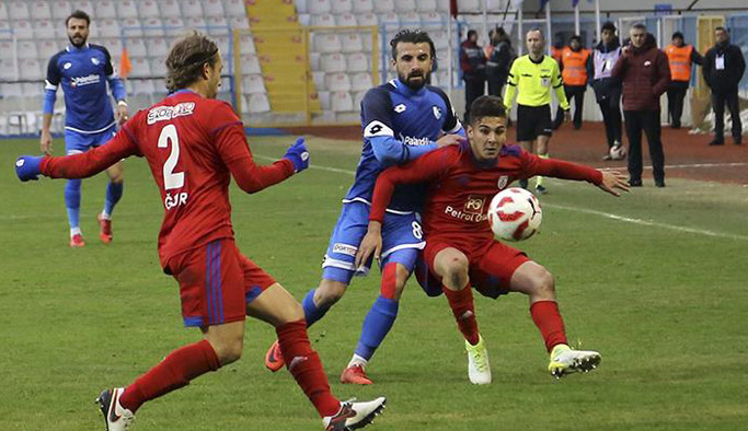 Erzurumspor Altınordu'yu mağlup etti