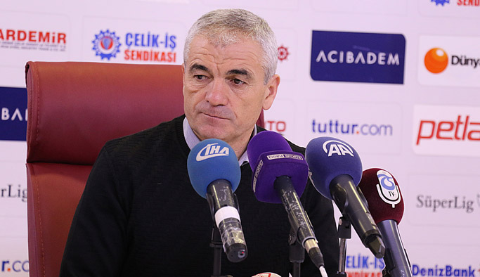 Rıza Çalımbay transfer istedi