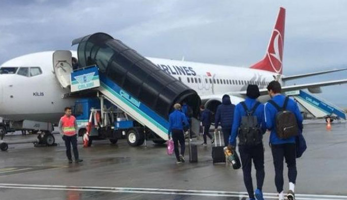 Trabzonspor'a havalimanında moral