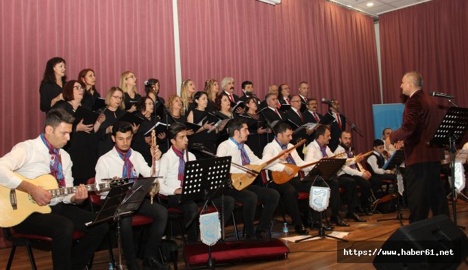 Türkülerle mest ettiler