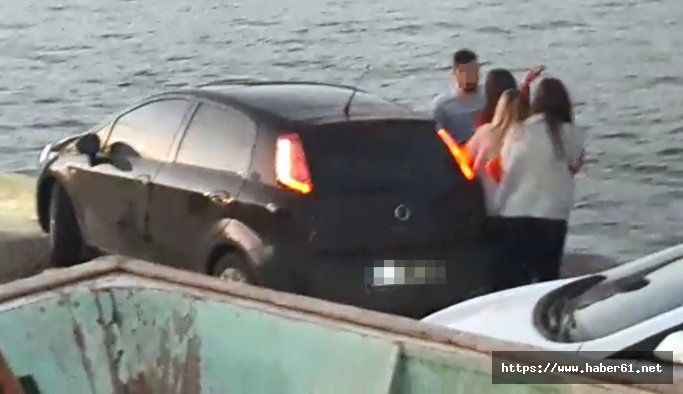 Başka kadınla gördüğü erkek arkadaşına tokat attı