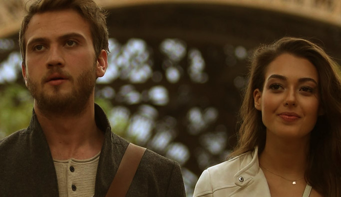 Çukur dizi müzikleri ilgi odağı! Herkes Ceylan Ertem ve Eypio'yu konuşuyor