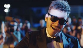 Enes Batur'a şok! Ödülü geri alındı