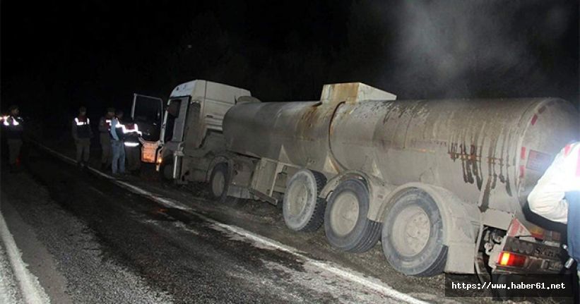 Tankerden yola asit aktı