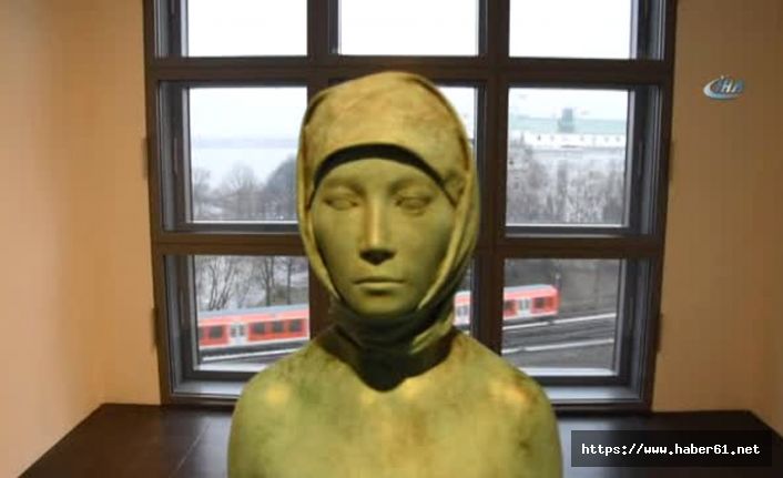 Başörtülü çıplak kadın heykeli yeniden ortaya çıktı 