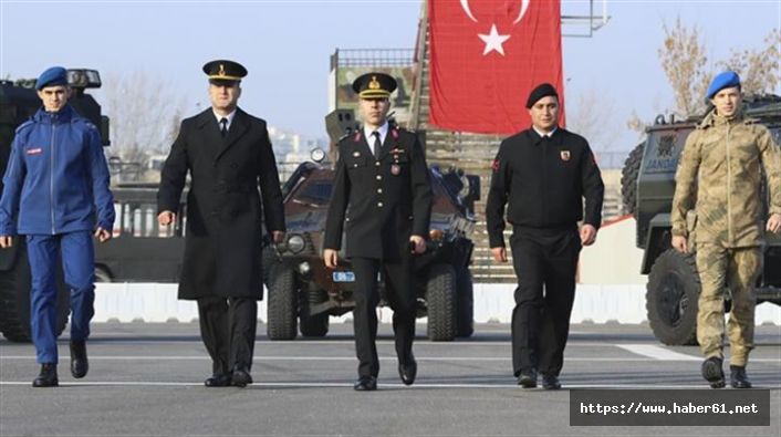 Jandarmanın yeni kıyafetleri belli oldu