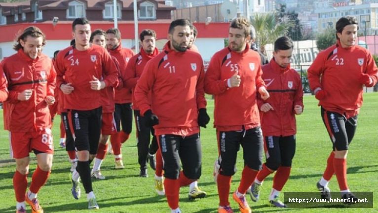 Samsunsporlu futbolculara ödeme yapıldı