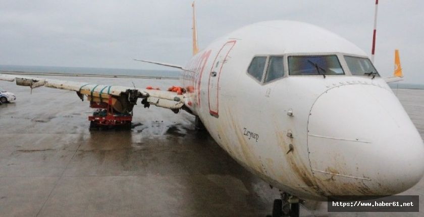 Trabzon'da pistten çıkan uçağın aprona çekilmesi 20 saat sürdü