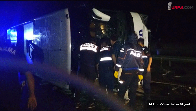 Feci kaza! Yolcu otobüsü devrildi: 16 yaralı