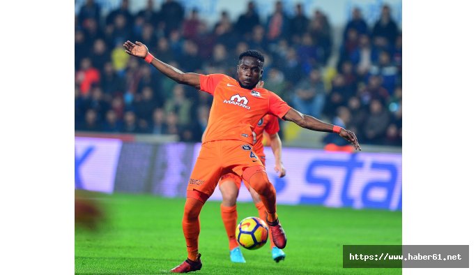 Başakşehir'i defansı kurtarıyor