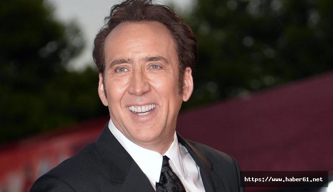 Nicolas Cage kendisine dinozor almış!