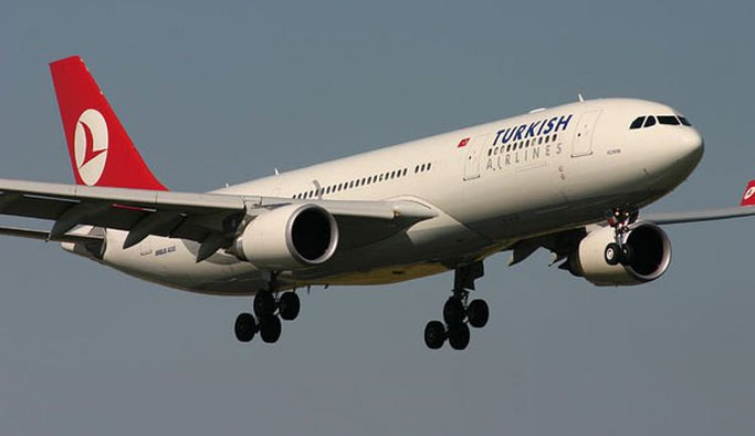 Trabzon uçağı inemedi