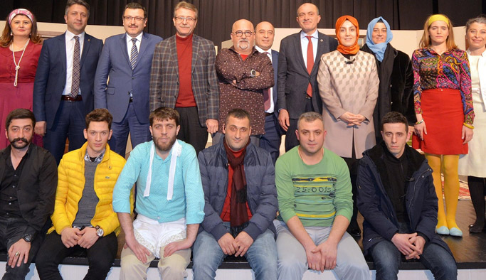 Trabzon'da tiyatro İstanbul'la yarış halinde