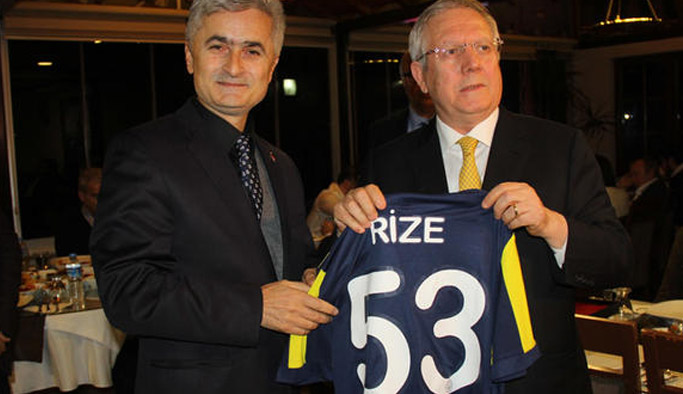 Aziz Yıldırım: Rizelinin çoğu Fenerbahçelidir