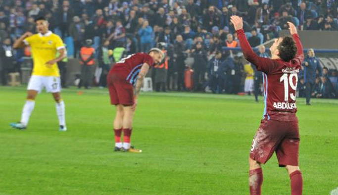Galibiyet hasreti büyüyor! Trabzonspor zirveden uzaklaşıyor