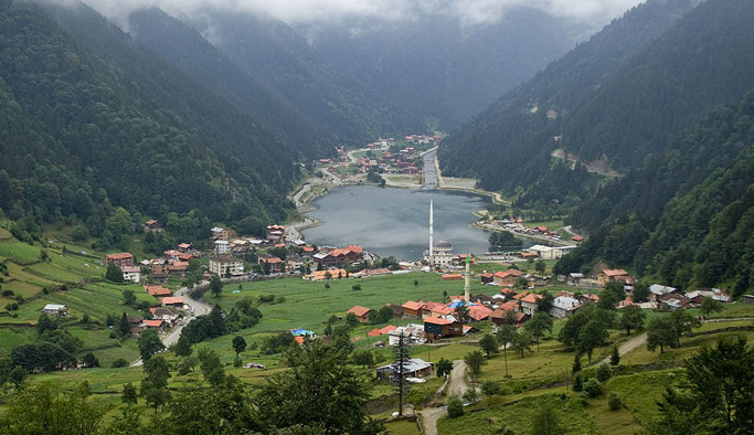 Uzungöl'den Mehmetçiğe destek
