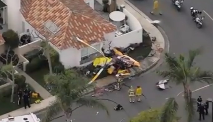 Helikopter evin üzerine düştü: 3 ölü