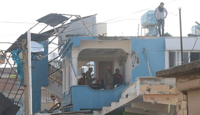 Reyhanlı'ya roket düştü: 1 kişi hayatını kaybetti